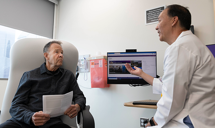 picture of Jan Patterson with Dr. Michael Chen