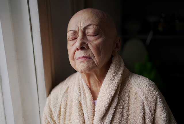 picture of older woman with cancer