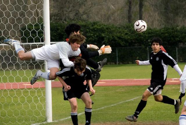 Media Name: concuss-collision.jpg