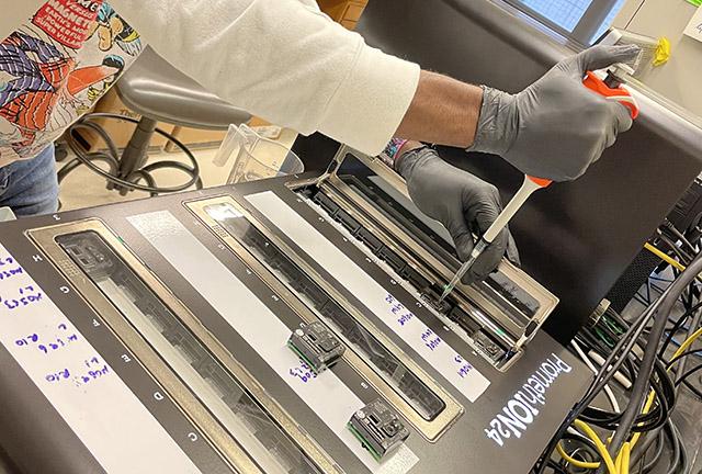 Media Name: danny_miller_lab.jpg