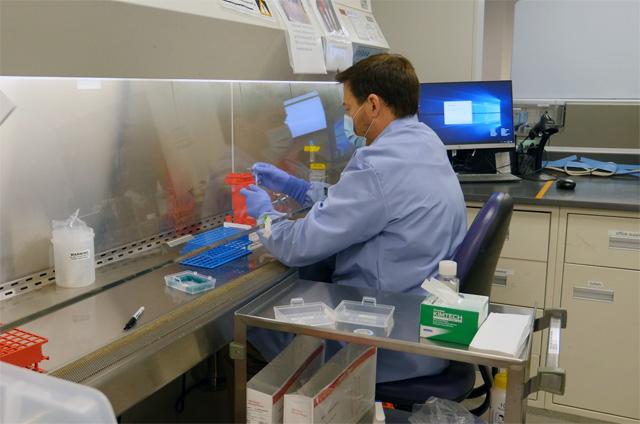 Media Name: greninger_1_in_uw_medicine_virology_lab_for_dateline_00044700_copy.jpg