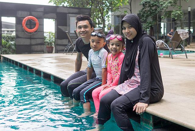Media Name: muslim-swim-pool.jpg