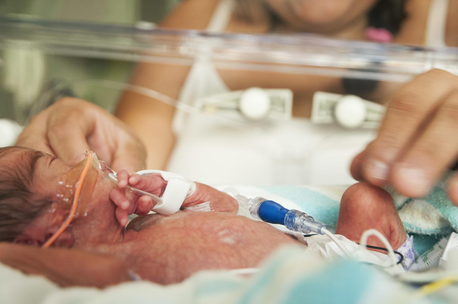 Media Name: uwmc_nicu_299.jpeg